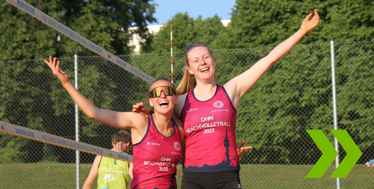 Zwei Beachvolleyballerinnen